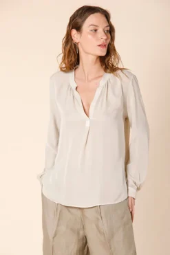 Adele blouse in blush – sz 12