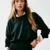Ashley Essential Crewneck in very black