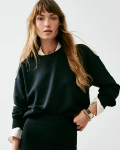 Ashley Essential Crewneck in very black