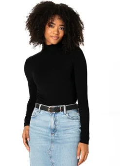 Bamboo Short Turtleneck in black