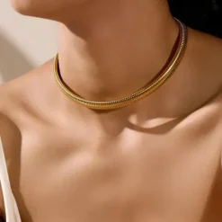 Cleo Coil Necklace in gold