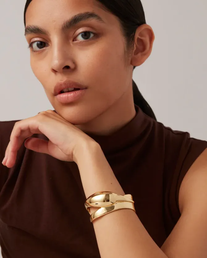 Colette Cuff in gold