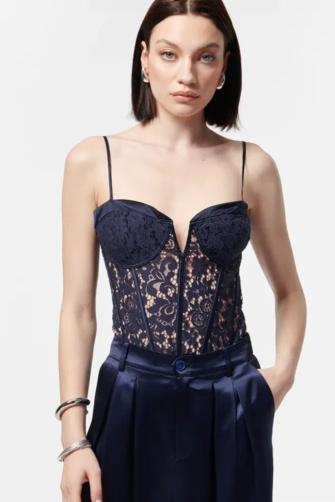 Cord Lace Bodysuit – Size 8