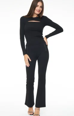 DANA PULL ON HIGH RISE FLARE