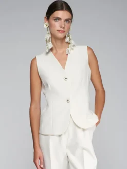 Eleanor Vest