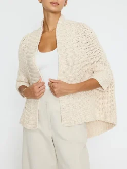 Fida Shrug