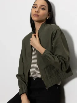 Gabi Linen Bomber – coming spring’25
