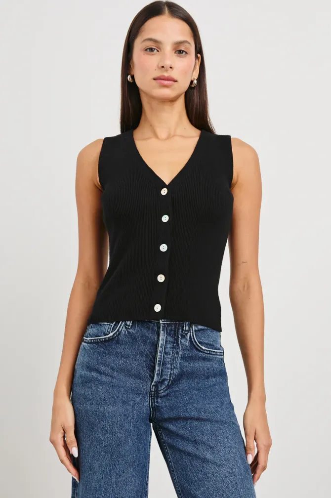 Rosa vest in Black