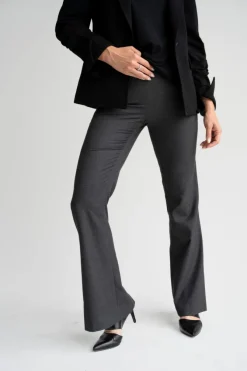 tiffany slim pant in dark grey
