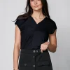 YASMI v-neck t-shirt IN BLACK